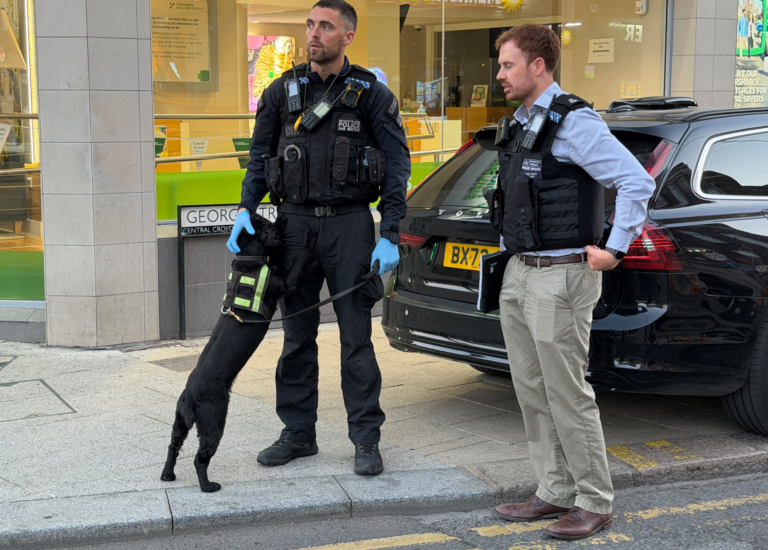 Two Men Stabbed in Croydon as Police Seek Witnesses
