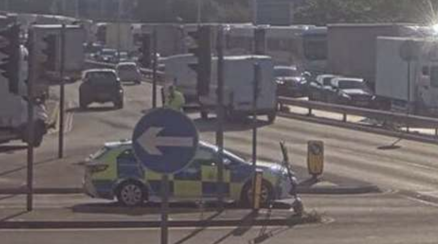 Serious Lorry-Pedestrian Crash Shuts A20 Snargate Street